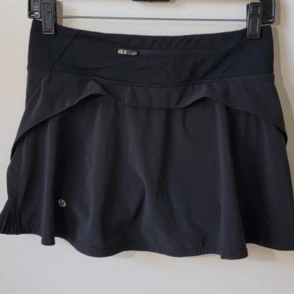 Lululemon Athletica Black Skirt Size 4 - Picture 2 of 9